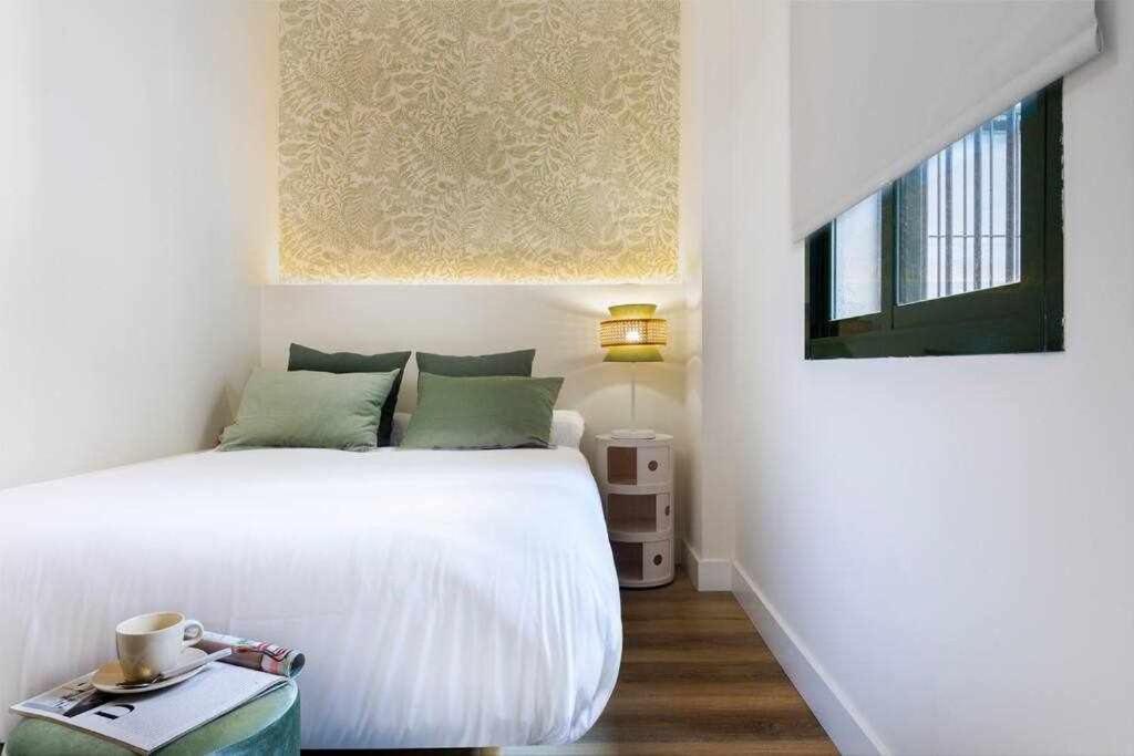 Monkeys Apartments San Roman Deluxe Севилья Экстерьер фото