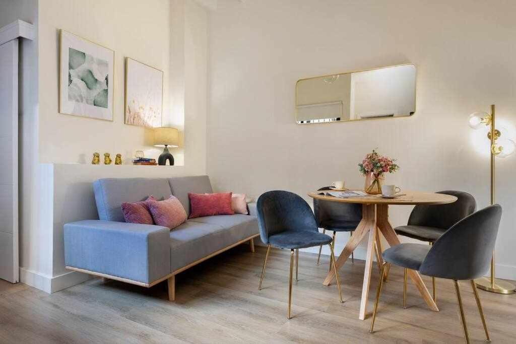 Monkeys Apartments San Roman Deluxe Севилья Экстерьер фото